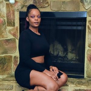 Meet your Posher, Tonya